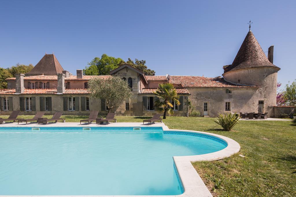 Chateau De Puyrigaud Acomodação com café da manhã Léoville Exterior foto